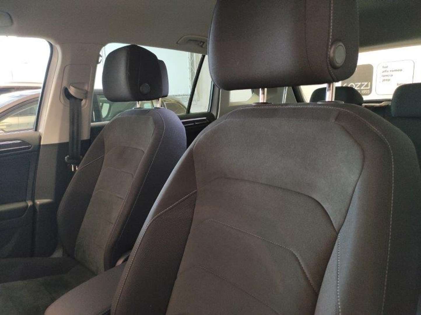 Volkswagen TIGUAN Hybrid Elegance - 2022 - Joinsteer - #13