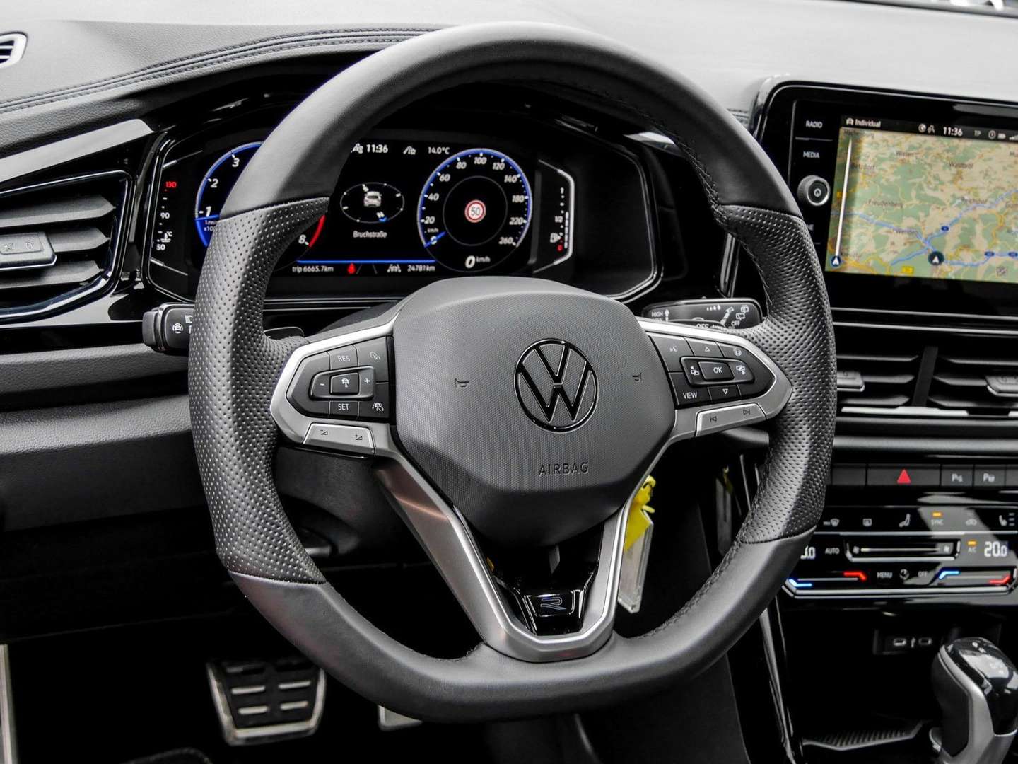 Volkswagen T-Roc 4Motion R-Line - 2025 - Joinsteer - #8