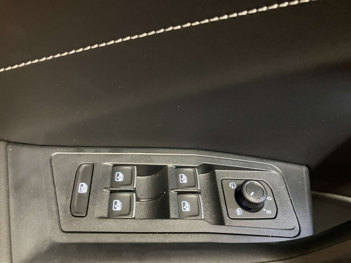 Volkswagen T-Roc TDI - 2025 - Joinsteer - #8