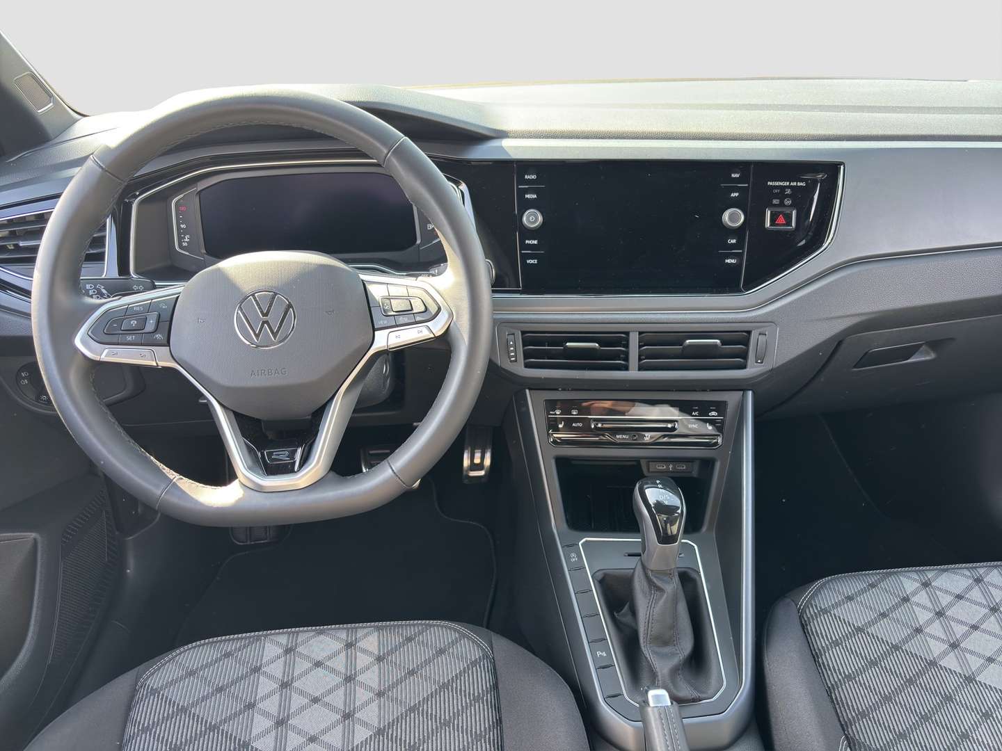 Volkswagen Taigo R-Line - 2025 - Joinsteer - #9