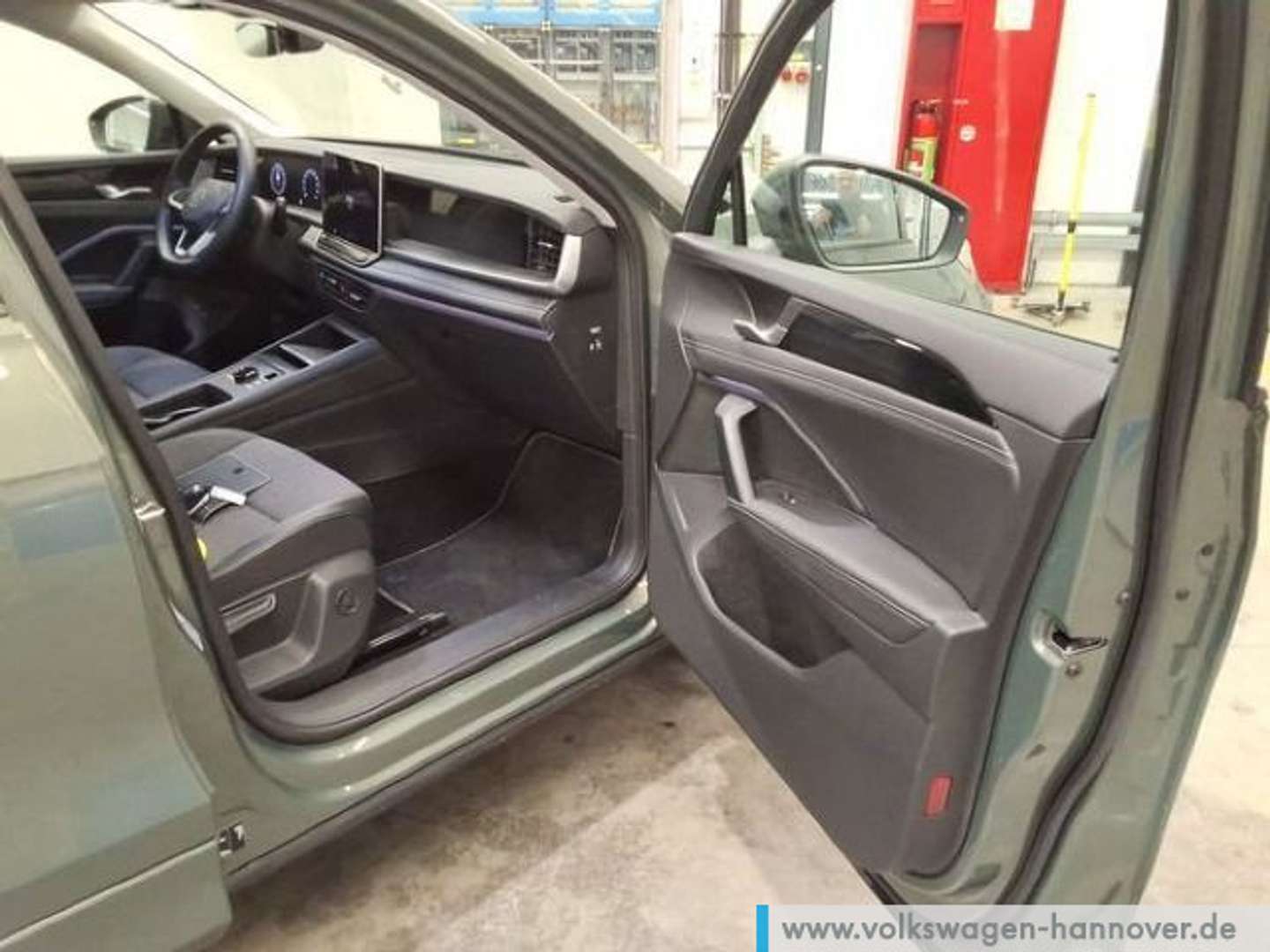 Volkswagen T-CROSS EHybrid Life - 2025 - Joinsteer - #3