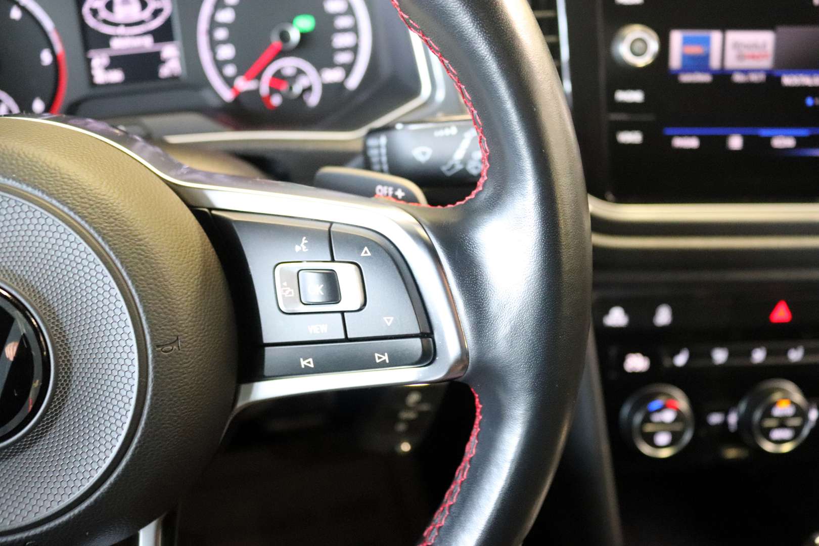 Volkswagen T-Roc 4Motion Style - 2023 - Joinsteer - #11