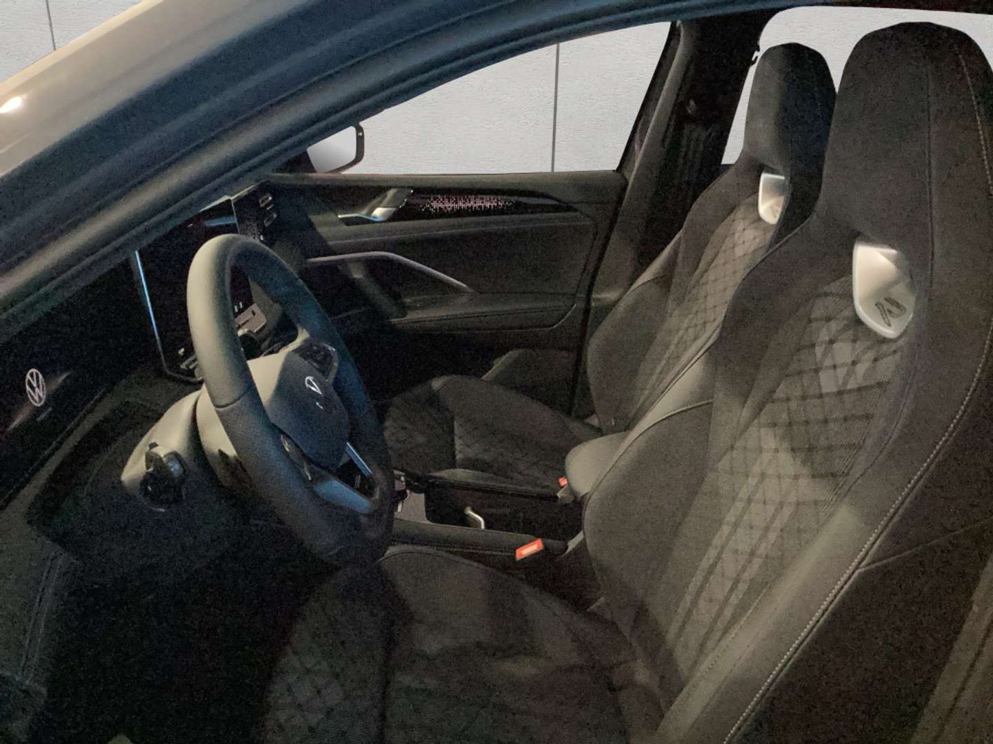 Volkswagen TIGUAN TDI 4Motion R-Line - 2026 - Joinsteer - #10