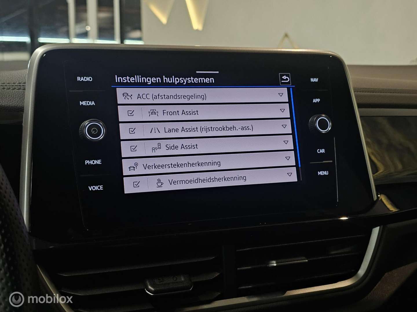 Volkswagen T-Roc R-Line - 2022 - Joinsteer - #35
