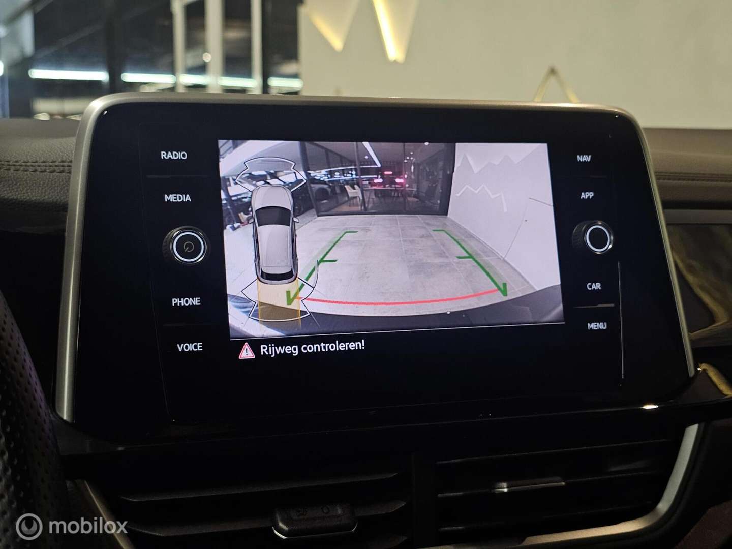 Volkswagen T-Roc R-Line - 2022 - Joinsteer - #37