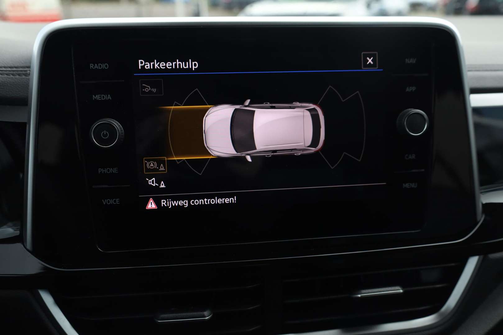 Volkswagen T-Roc R-Line - 2024 - Joinsteer - #29