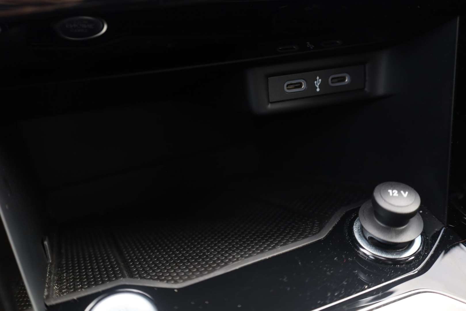 Volkswagen T-Roc R-Line - 2024 - Joinsteer - #33