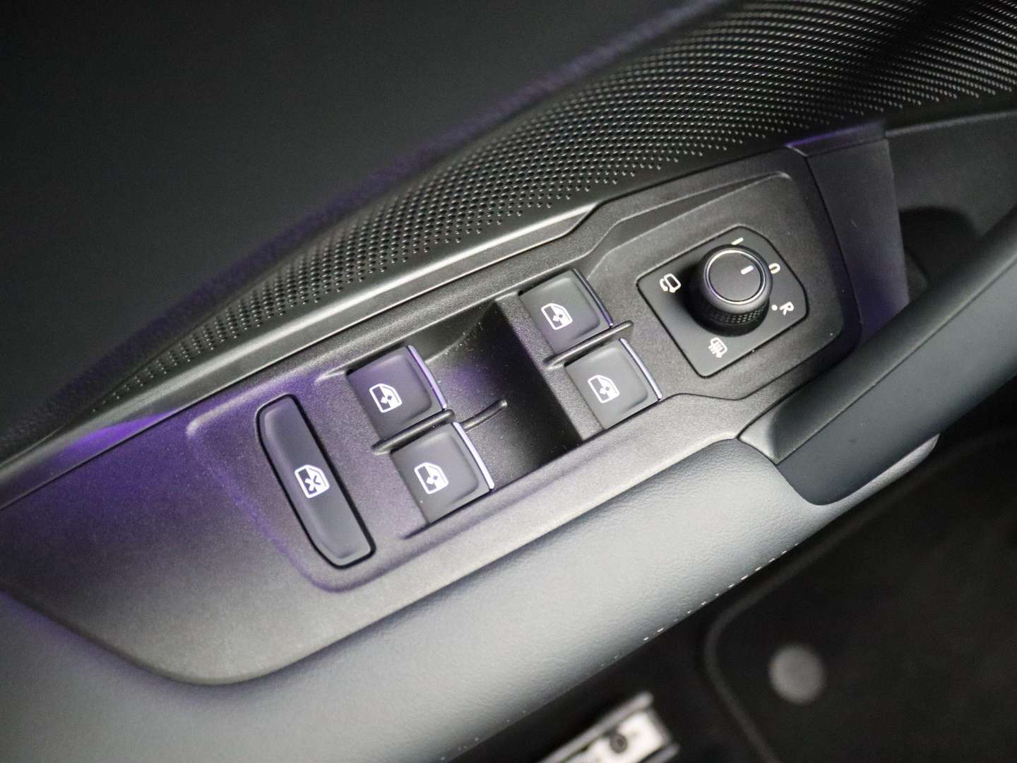 Volkswagen TIGUAN EHybrid R-Line Edition - 2025 - Joinsteer - #37