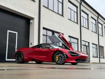 McLaren 720S Performance — photo 2