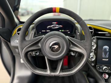 McLaren 720S Performance — photo 26