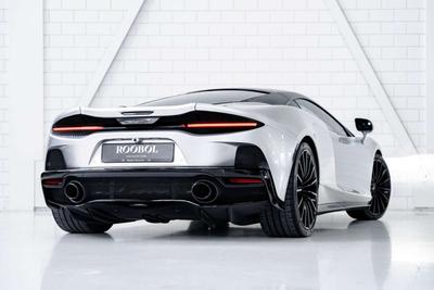McLaren GT