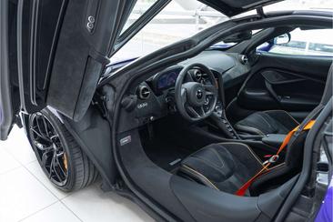 McLaren 720S — photo 4