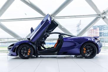 McLaren 720S — photo 8