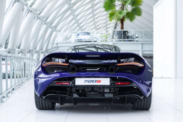 McLaren 720S — photo 10