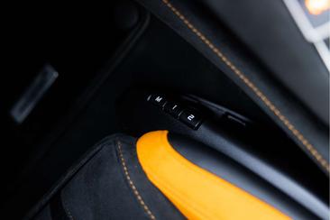McLaren 750S Spider — photo 32