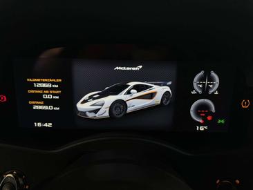 McLaren 620R — photo 35
