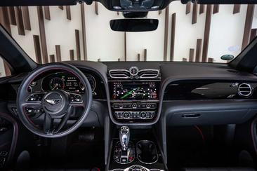 Bentley Bentayga V6 PHEV S — photo 8