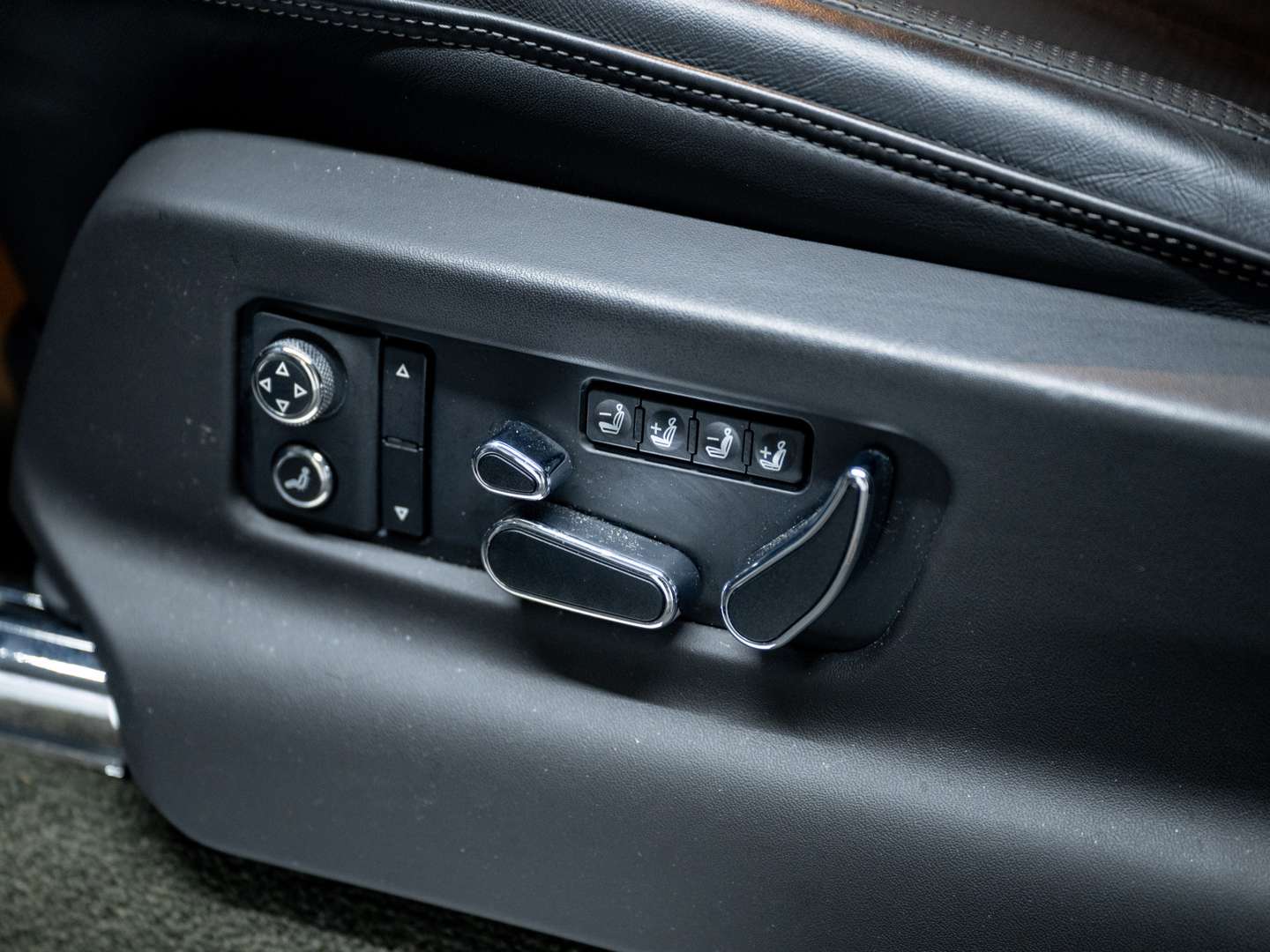 Bentley Bentayga V6 Hybrid First Edition - 2021 - Joinsteer - #29