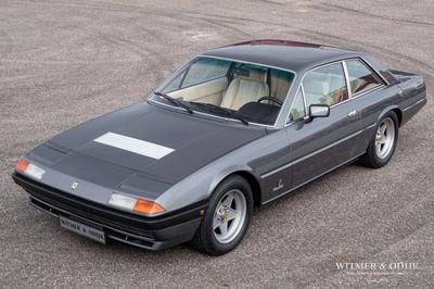 Ferrari 400