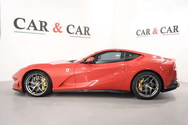 Ferrari 812 Superfast — photo 6