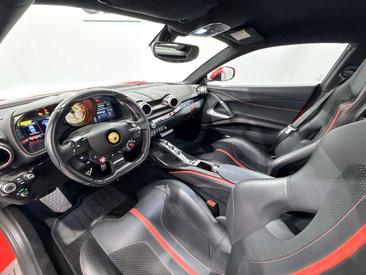 Ferrari 812 Superfast — photo 20