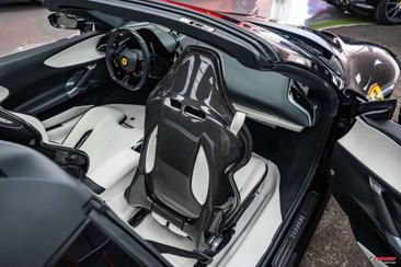 Ferrari SF90 Spider — photo 17
