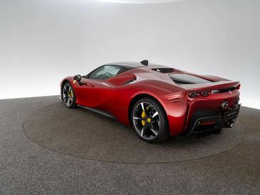 Ferrari SF90 Stradale — photo 4