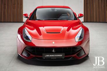 Ferrari F12 Berlinetta — photo 4