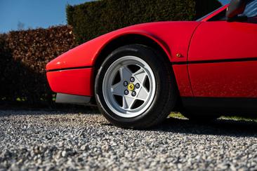 Ferrari 328 GTS — photo 8