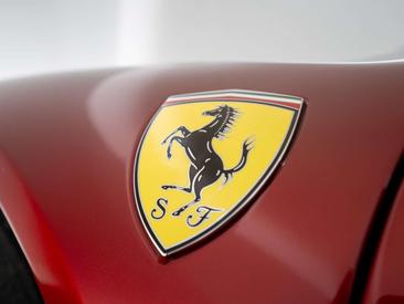 Ferrari SF90 Stradale — photo 19