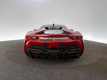 Ferrari SF90 Stradale — photo 22