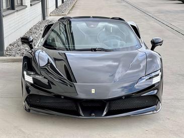 Ferrari SF90 Spider — photo 6
