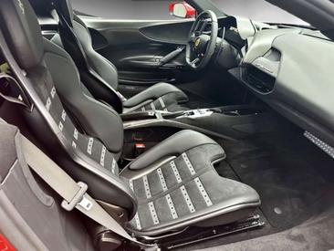 Ferrari SF90 Stradale — photo 14