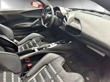 Ferrari SF90 Stradale — photo 15