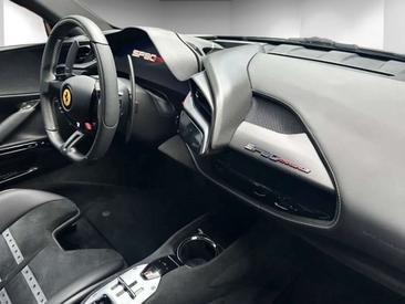 Ferrari SF90 Stradale — photo 16