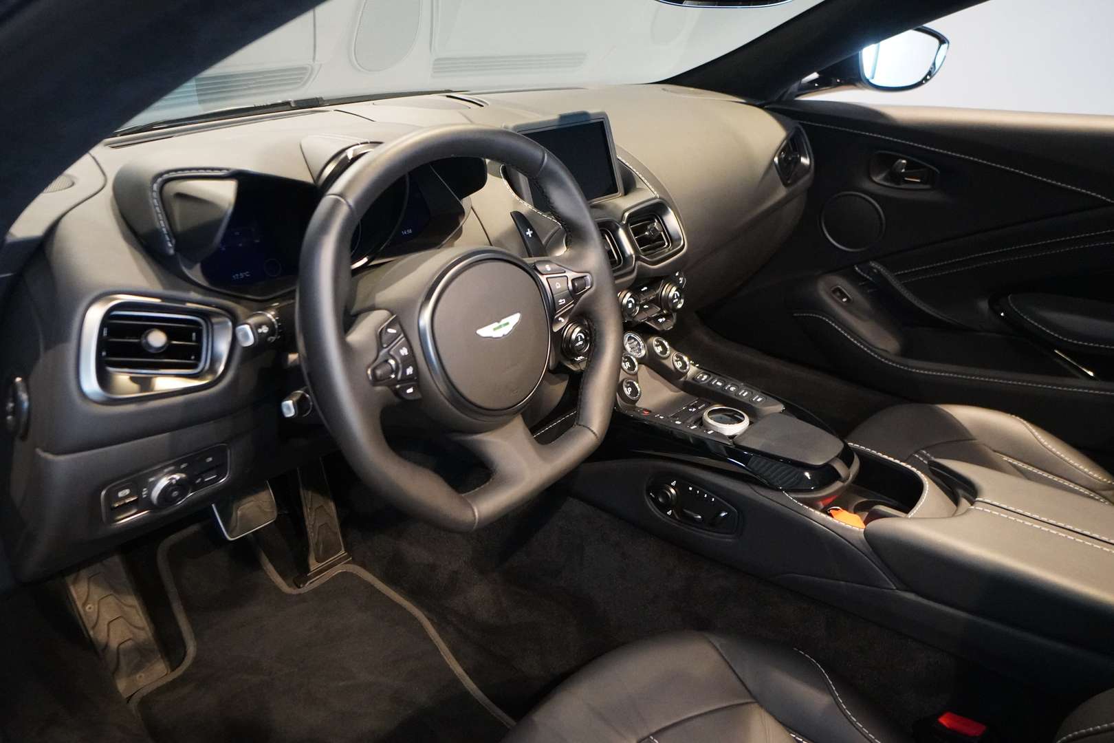 Aston Martin Vantage Roadster V8 4.0 - 2023 - Joinsteer - #6