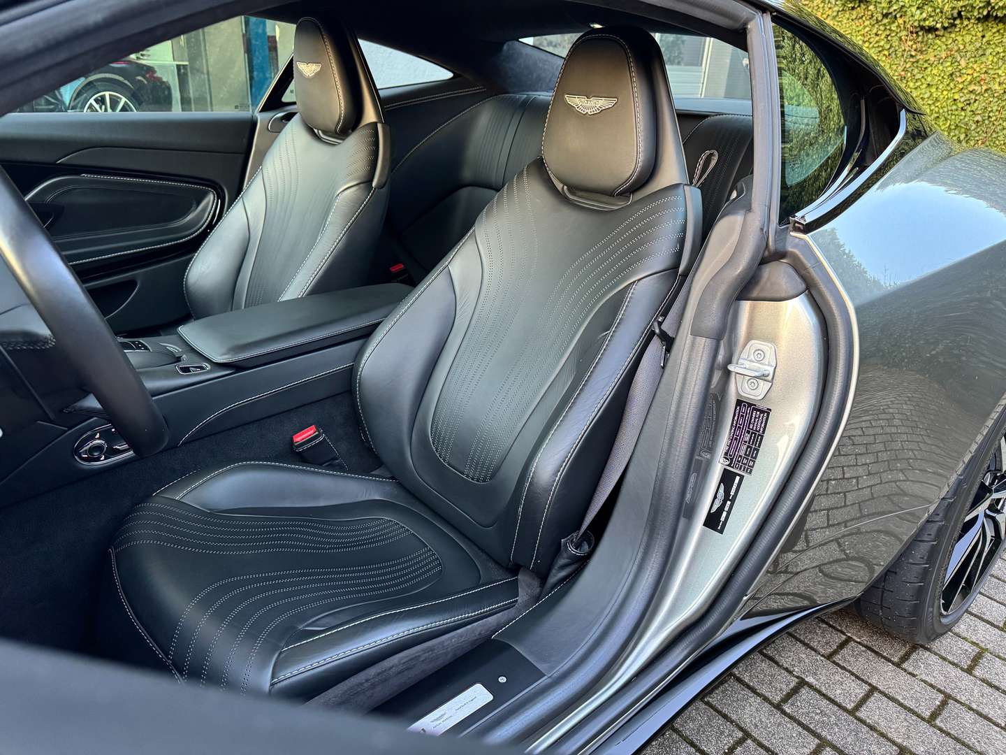 Aston Martin DB11 Coupé V8 - 2019 - Joinsteer - #12