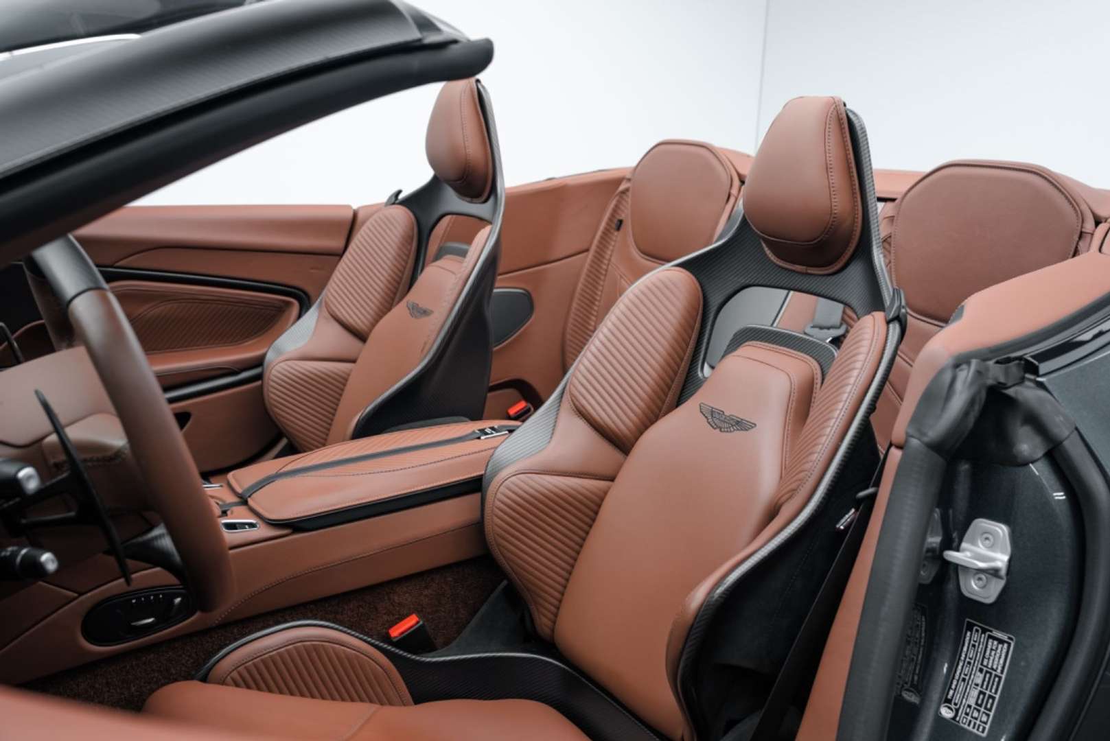 Aston Martin DBS Volante 770 Ultimate - 2023 - Joinsteer - #6