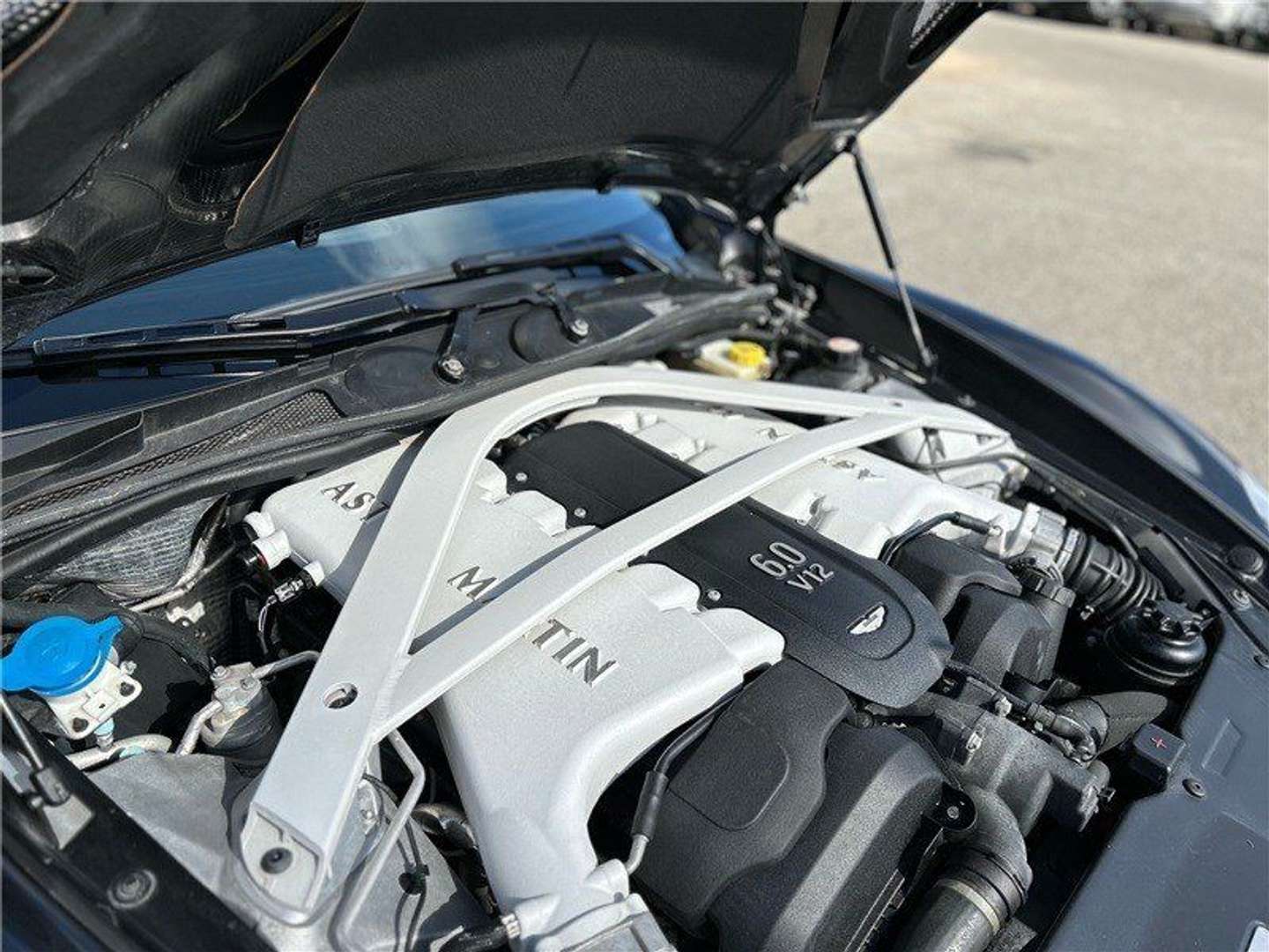 Aston Martin Vanquish Coupé V12 573 CV - 2007 - Joinsteer - #38