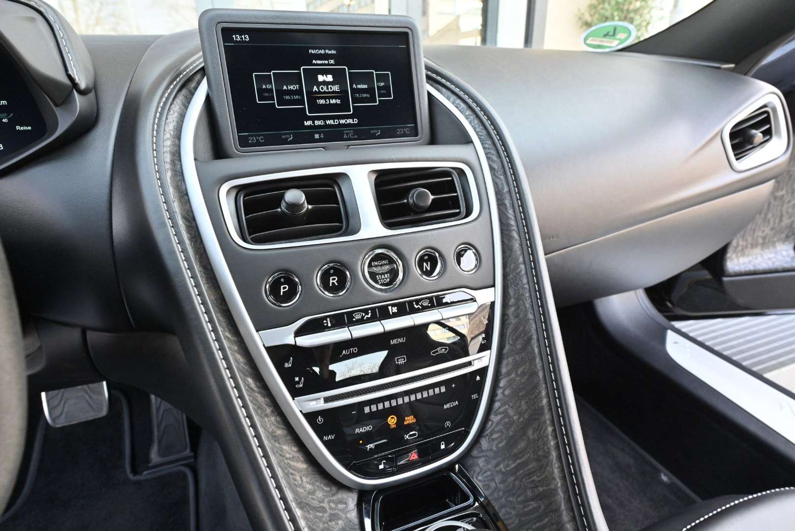 Aston Martin DBS - 2019 - Joinsteer - #22