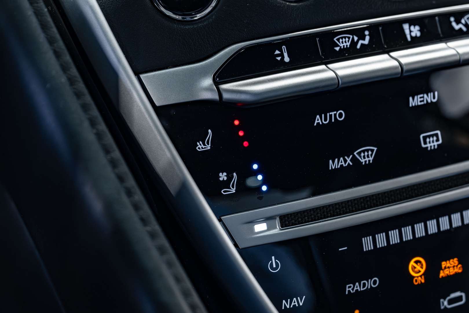 Aston Martin DBS Coupé Coupé Touchtronic A - 2018 - Joinsteer - #20