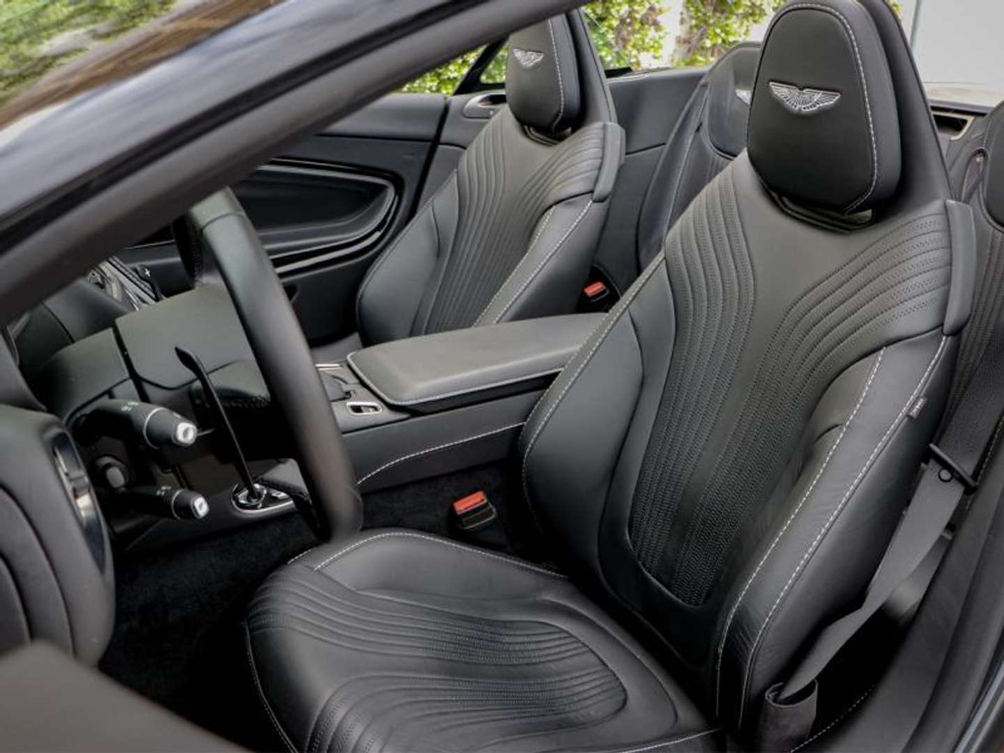 Aston Martin DB11 Volante - 2021 - Joinsteer - #4