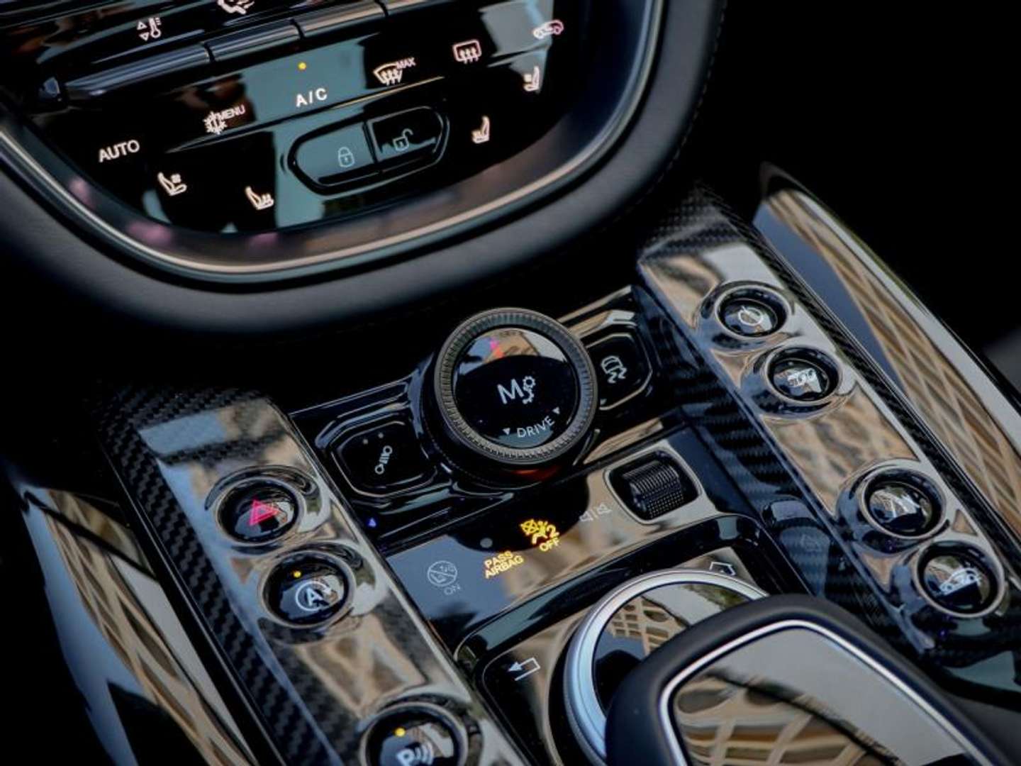 Aston Martin DBX 4.0 V8 Biturbo - 2022 - Joinsteer - #14