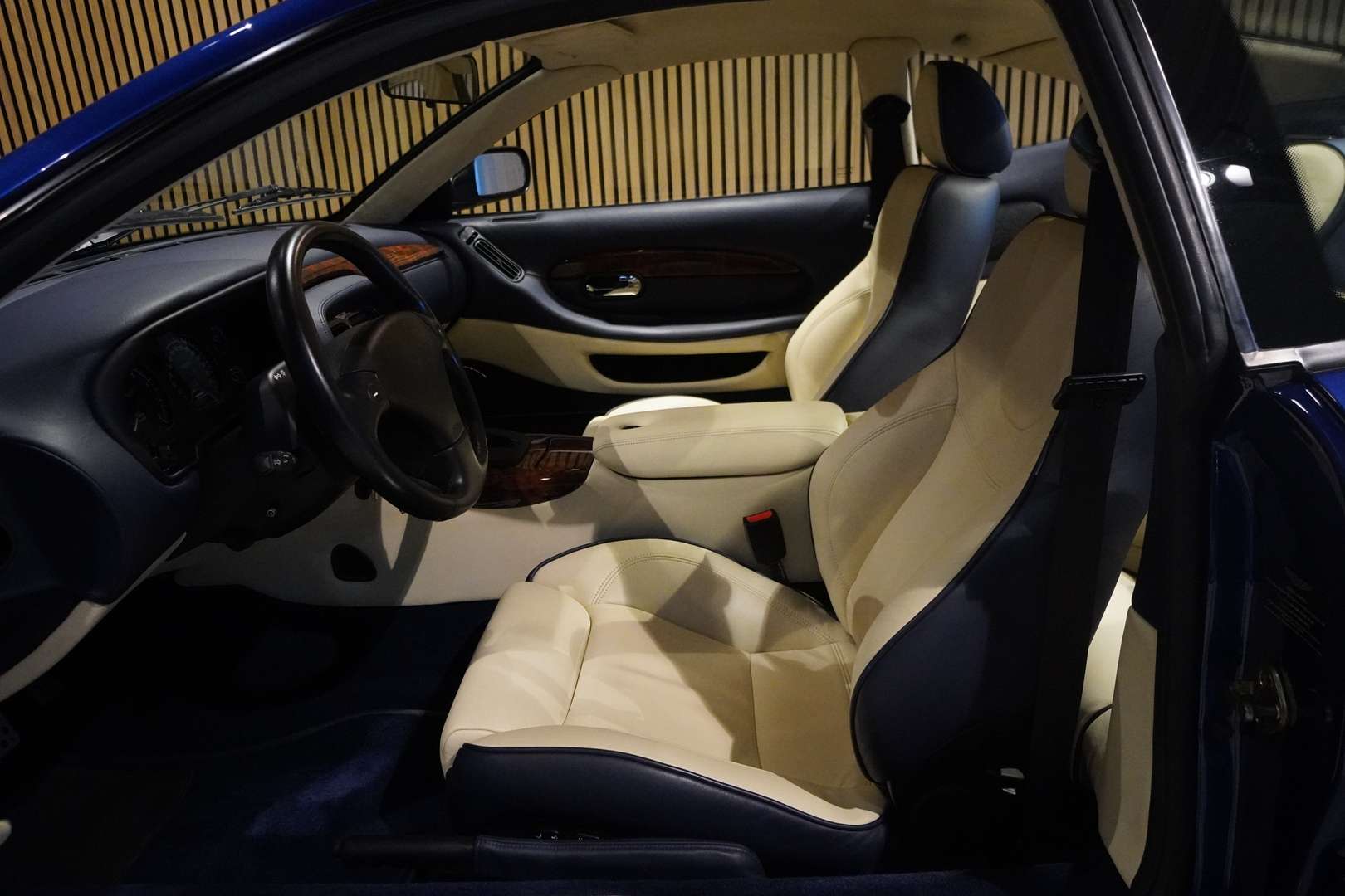 Aston Martin DB7 Vantage Coupé V12 - 2004 - Joinsteer - #4