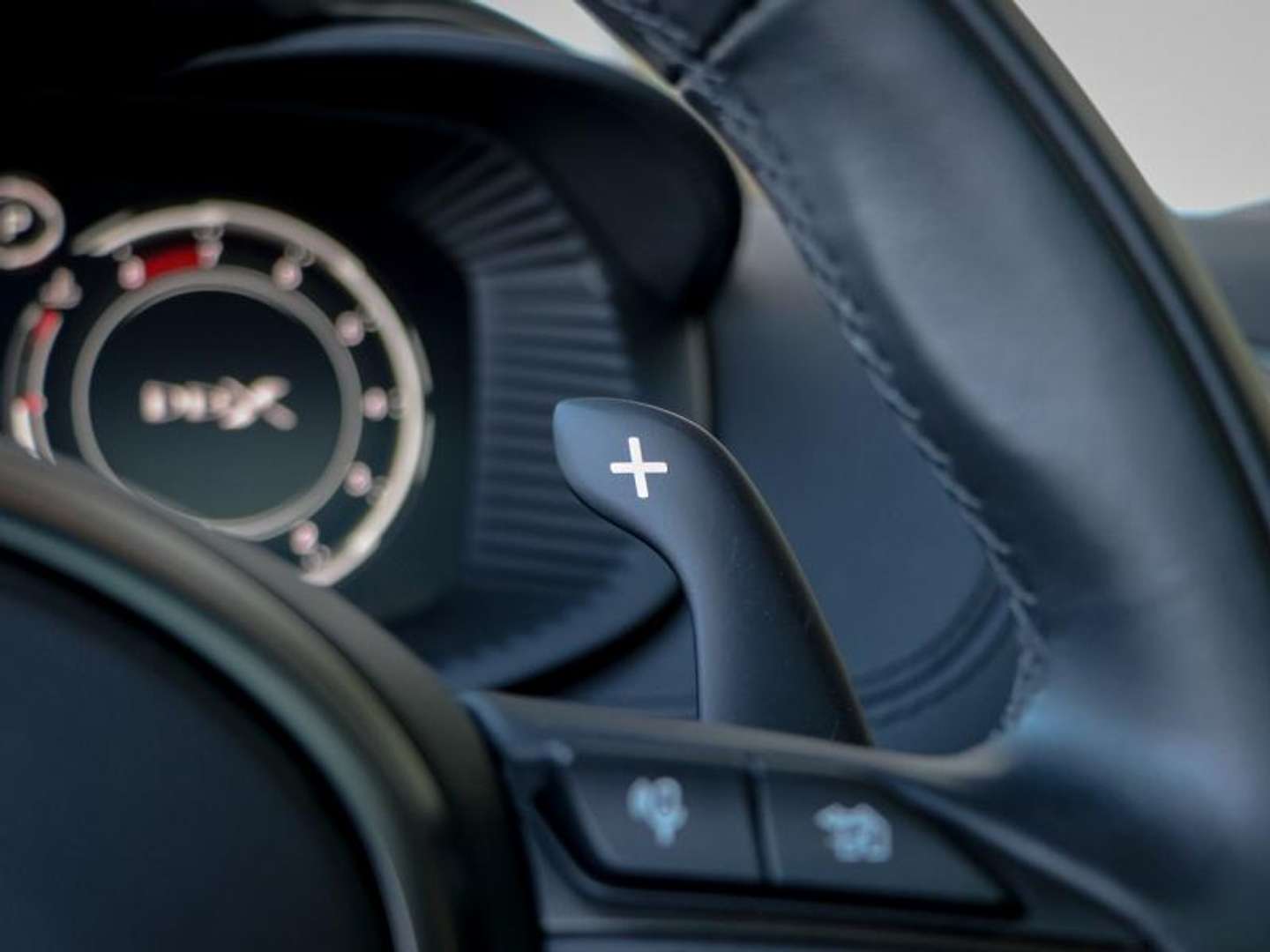 Aston Martin DBX 4.0 V8 Biturbo - 2022 - Joinsteer - #17