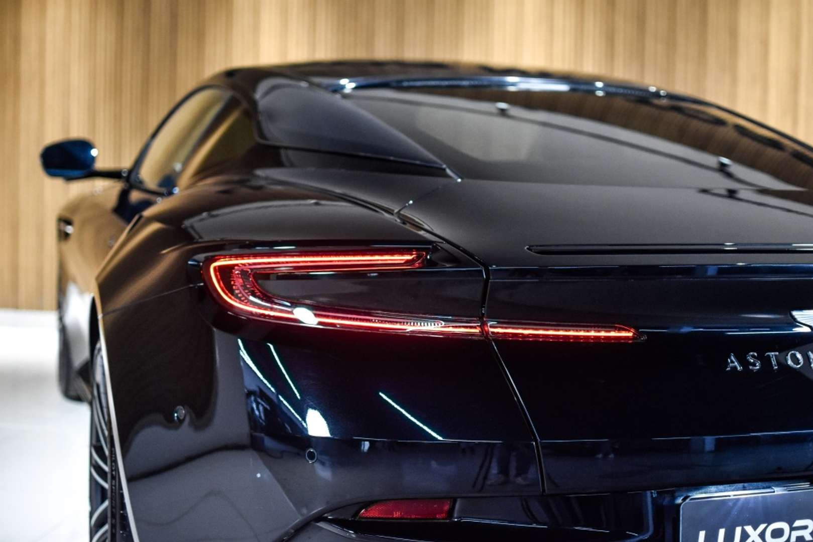 Aston Martin DB12 4.0 V8 - 2025 - Joinsteer - #8