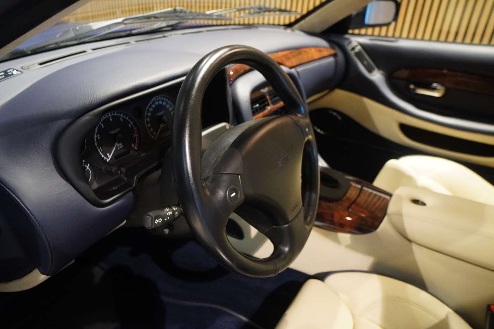 Aston Martin DB7 Vantage Coupé V12 - 2004 - Joinsteer - #5