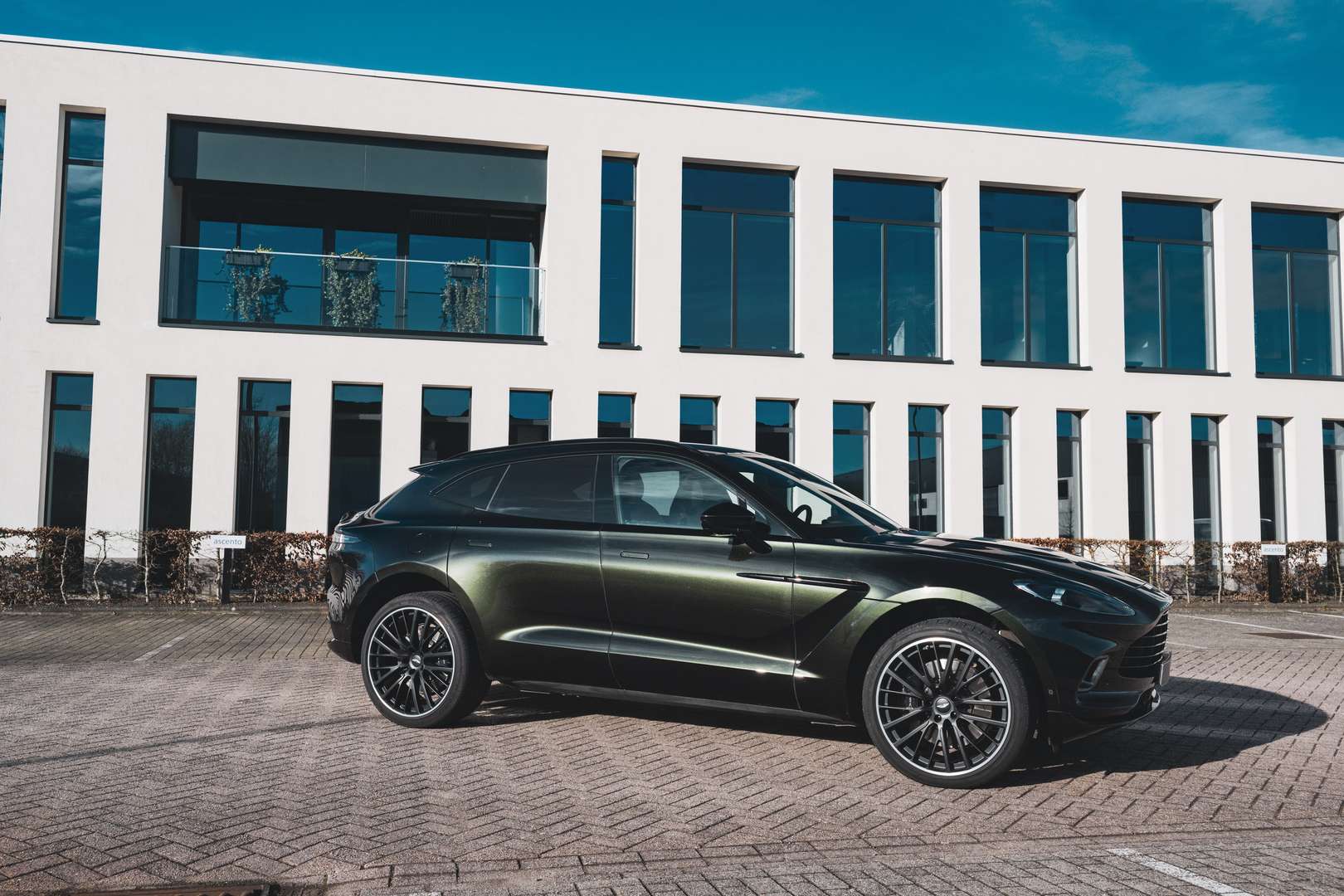 Aston Martin DBX - 2022 - Joinsteer - #3