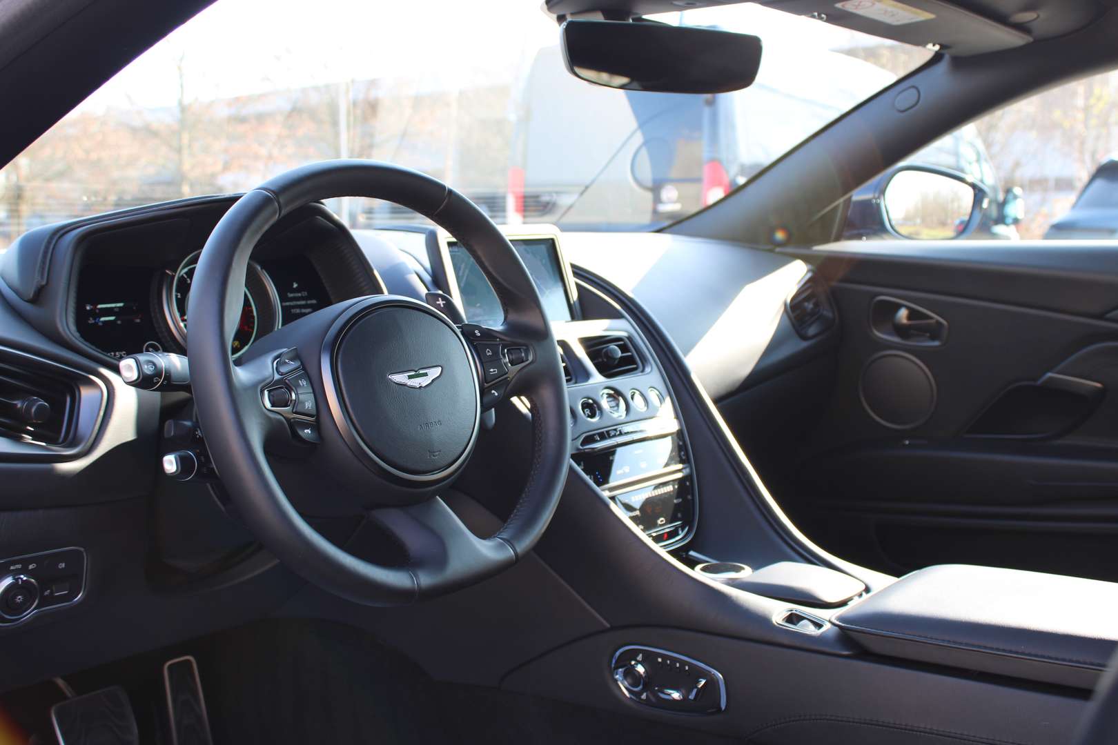 Aston Martin DB11 4.0 V8 BiTurbo - 2020 - Joinsteer - #9