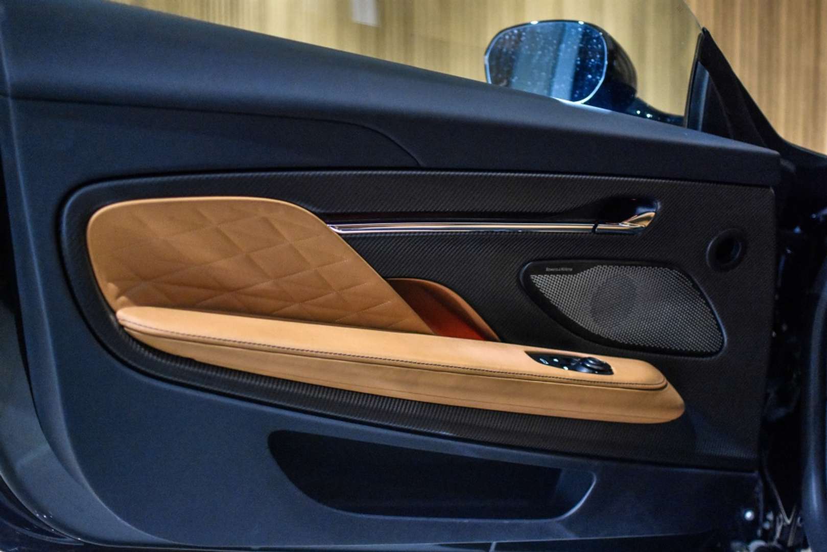 Aston Martin DB12 4.0 V8 - 2025 - Joinsteer - #11